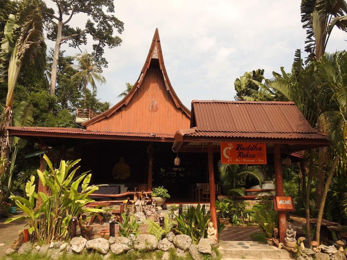 Buddha Raksa Тонг Най Пан Яй Екстериор снимка